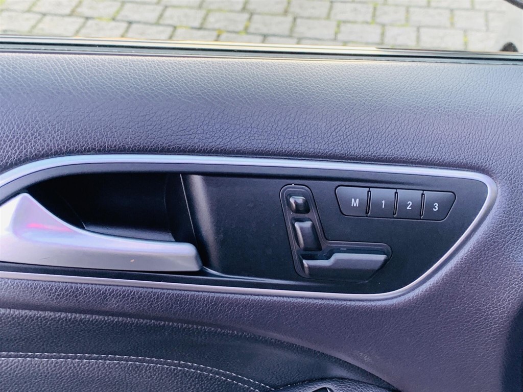 Used Mercedes-Benz B Class 2014 for sale - 77232421: Photo 31