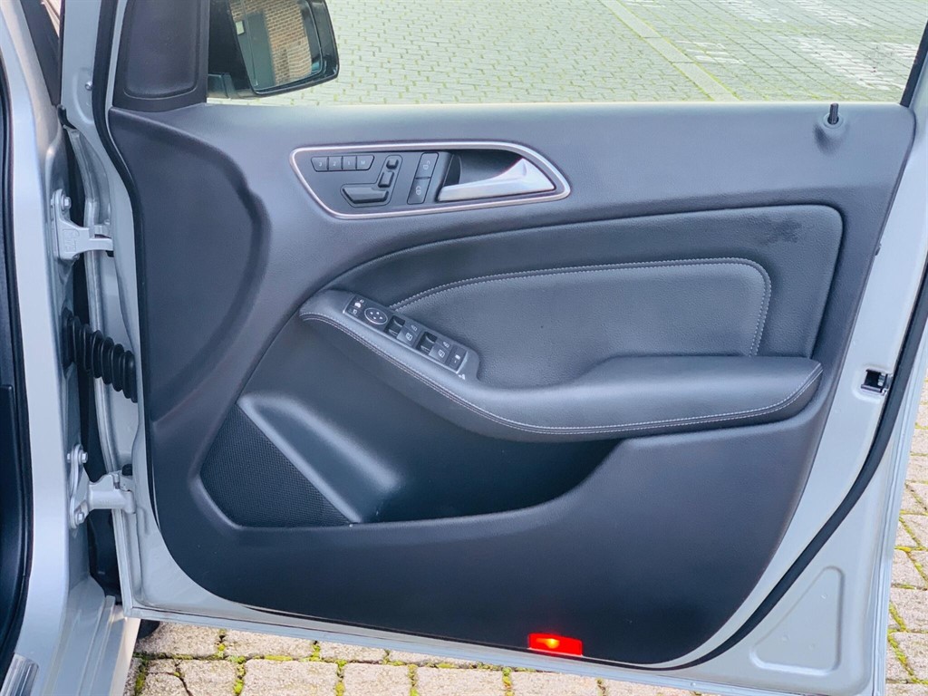 Used Mercedes-Benz B Class 2014 for sale - 77232421: Photo 41