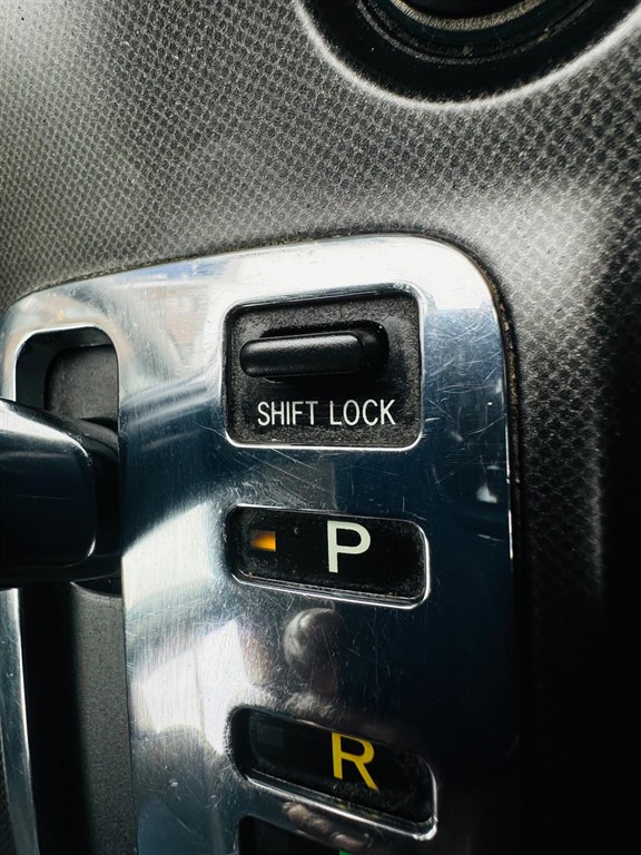 Used Toyota Corolla 2005 for sale - 76999793: Photo 25