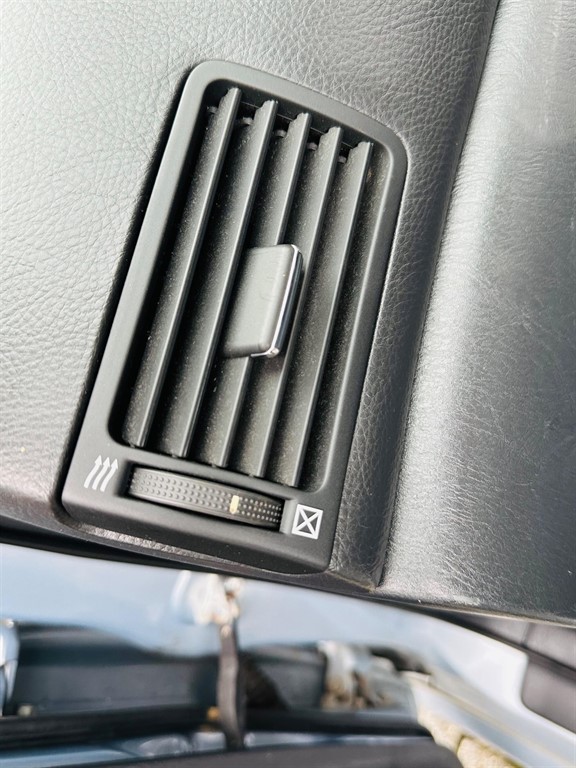 Used Toyota Corolla 2005 for sale - 76999793: Photo 28