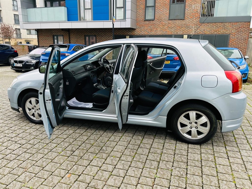 Used Toyota Corolla 2005 for sale - 76999793: Photo 6