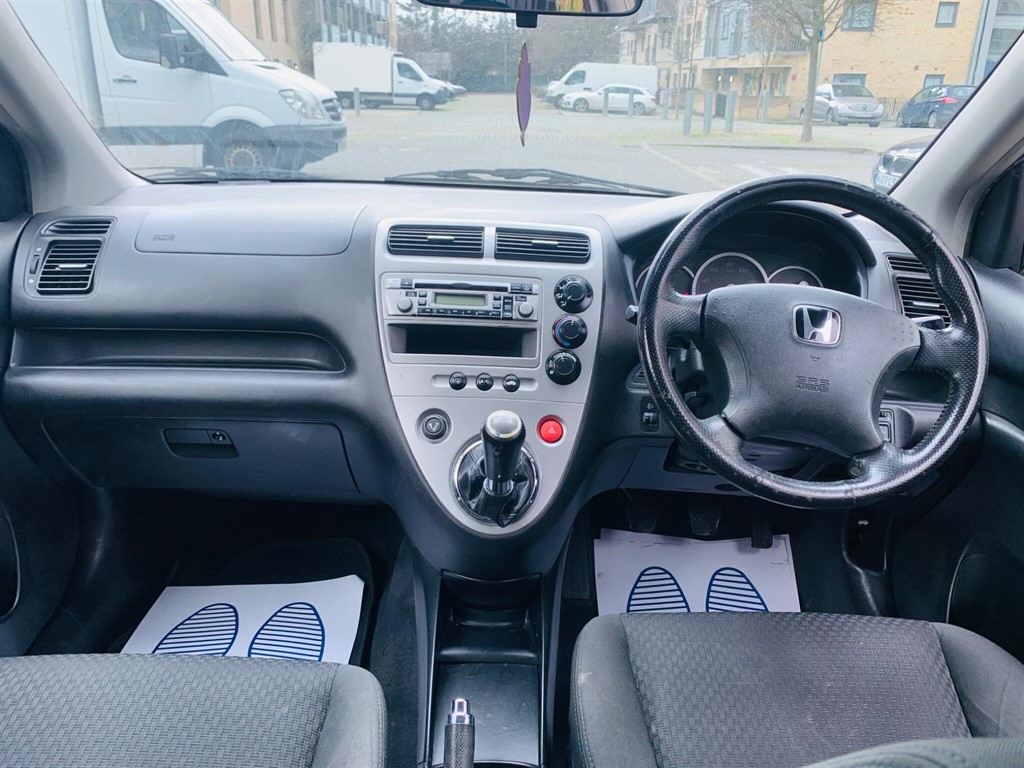 Used Honda Civic 2005 for sale - 77588875: Photo 14