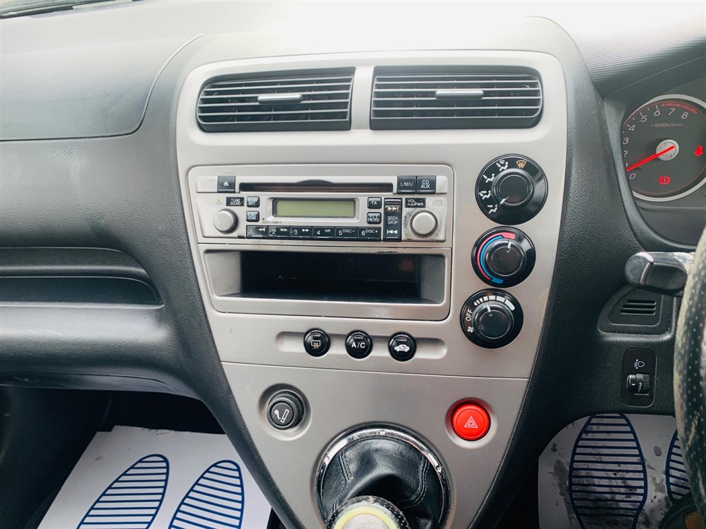 Used Honda Civic 2005 for sale - 77588875: Photo 16