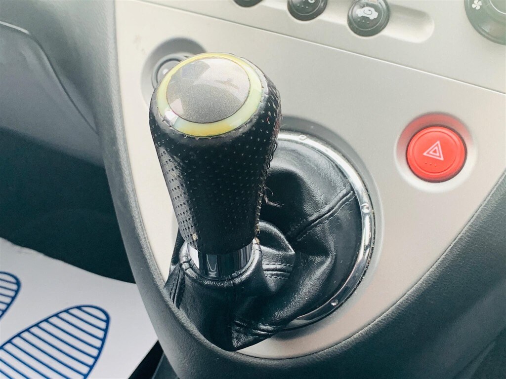 Used Honda Civic 2005 for sale - 77588875: Photo 17