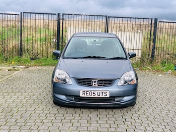 Used Honda Civic 2005 for sale - 77588875: Photo