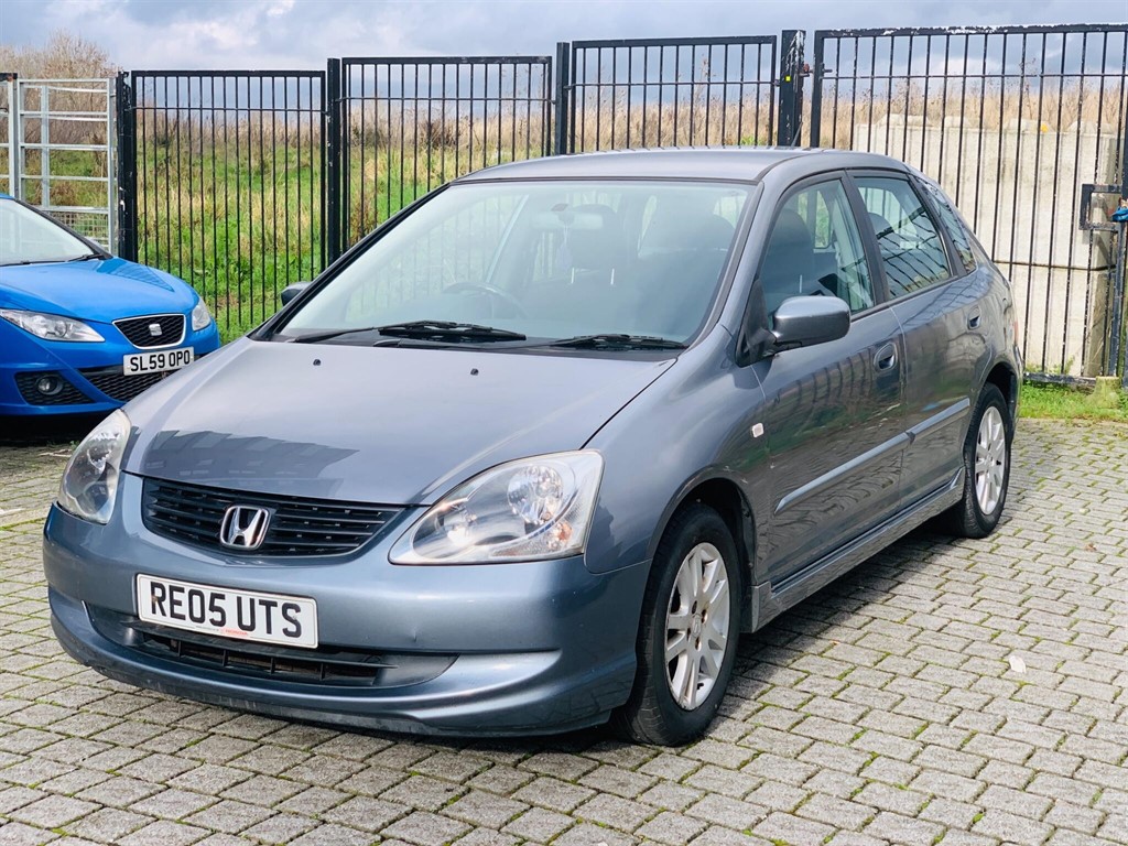 Used Honda Civic 2005 for sale - 77588875: Photo 3