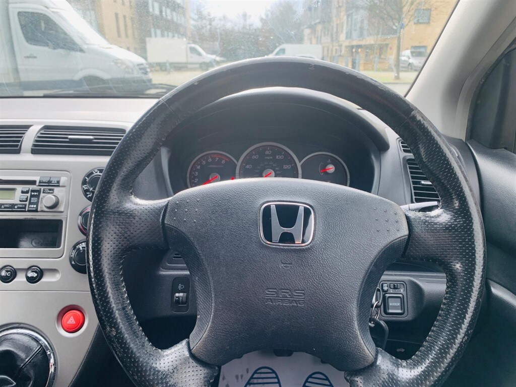 Used Honda Civic 2005 for sale - 77588875: Photo 48