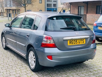 Used Honda Civic 2005 for sale - 77588875: Photo