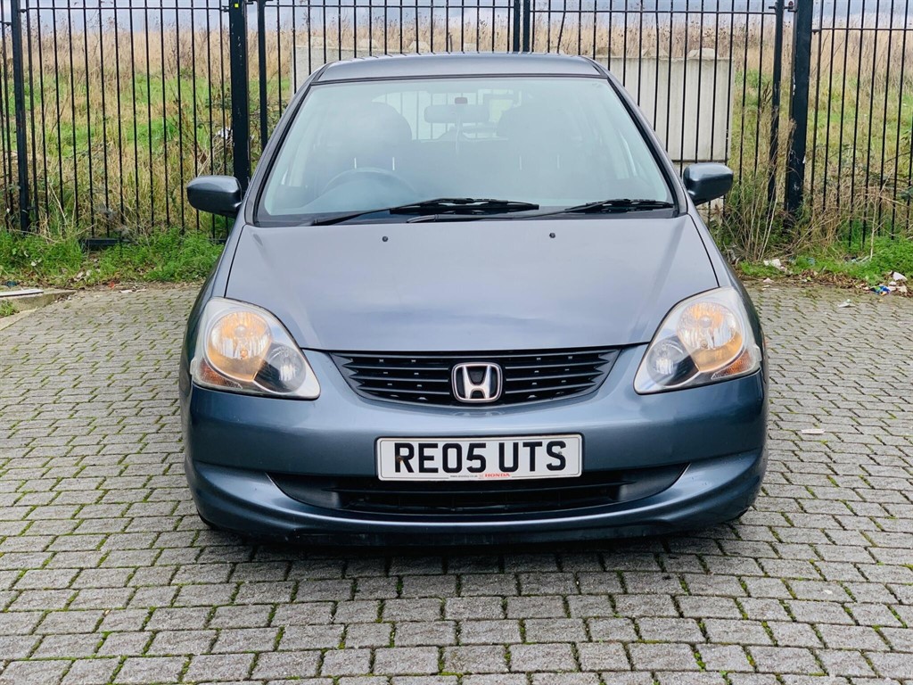 Used Honda Civic 2005 for sale - 77588875: Photo 5