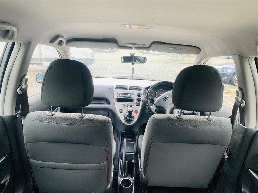 Used Honda Civic 2005 for sale - 77588875: Photo 53