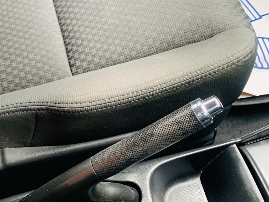 Used Honda Civic 2005 for sale - 77588875: Photo 59