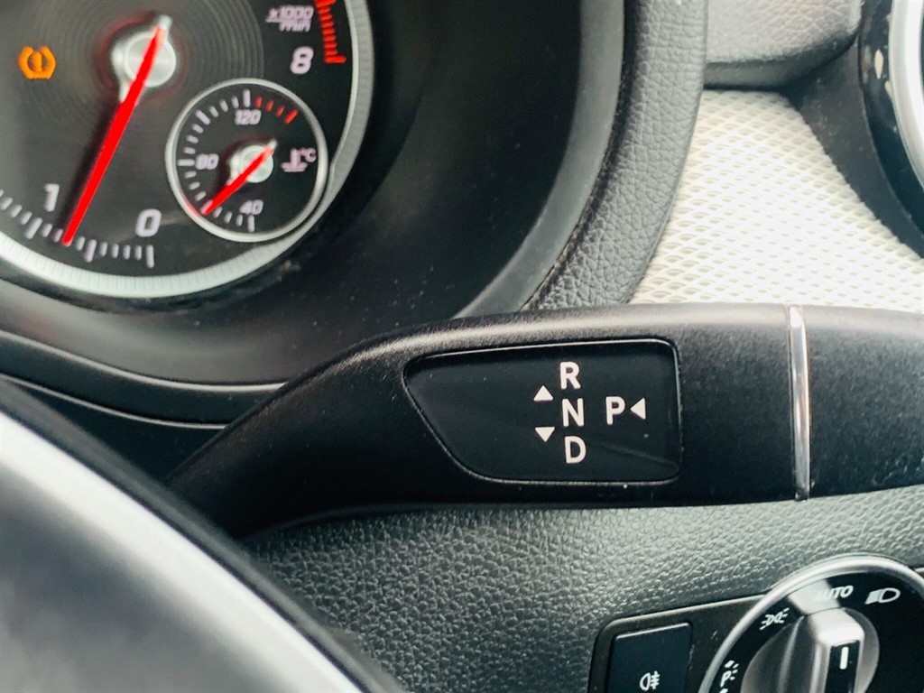 Used Mercedes-Benz B Class 2015 for sale - 77638331: Photo 29