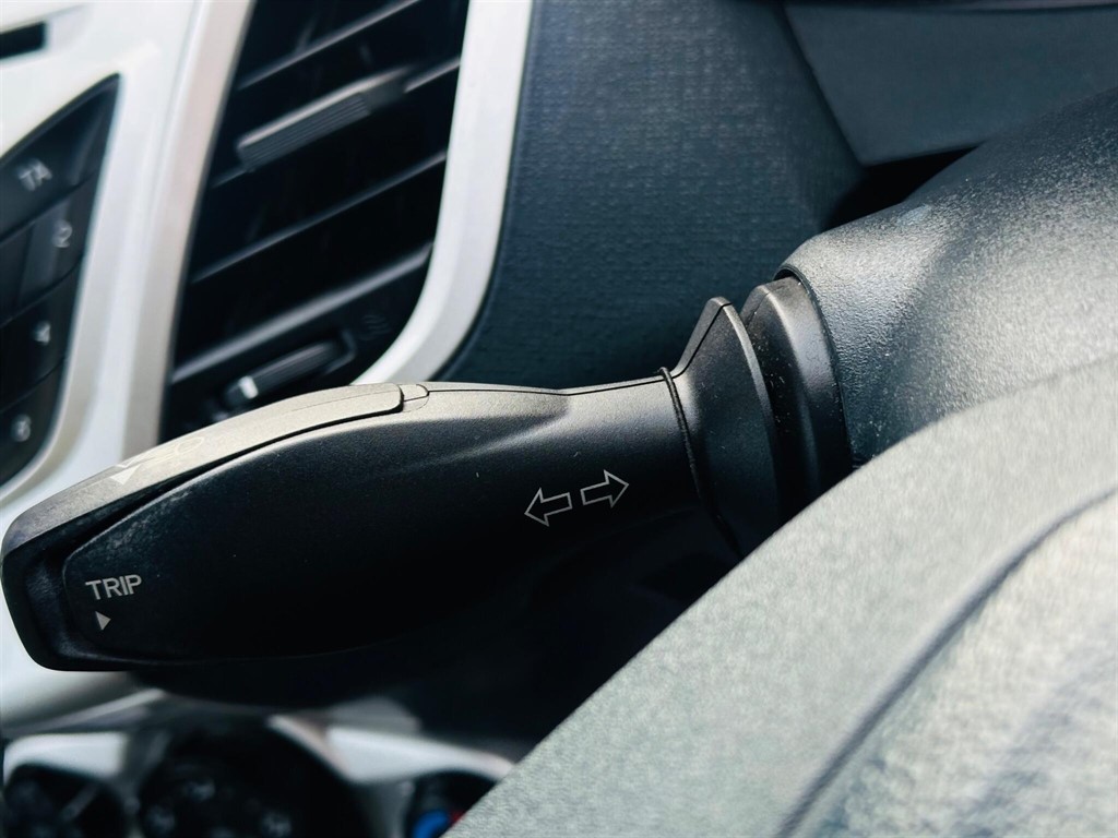 Used Ford Fiesta 2012 for sale - 77232404: Photo 25