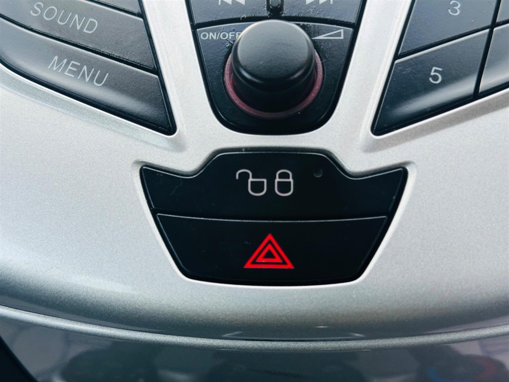 Used Ford Fiesta 2012 for sale - 77232404: Photo 27