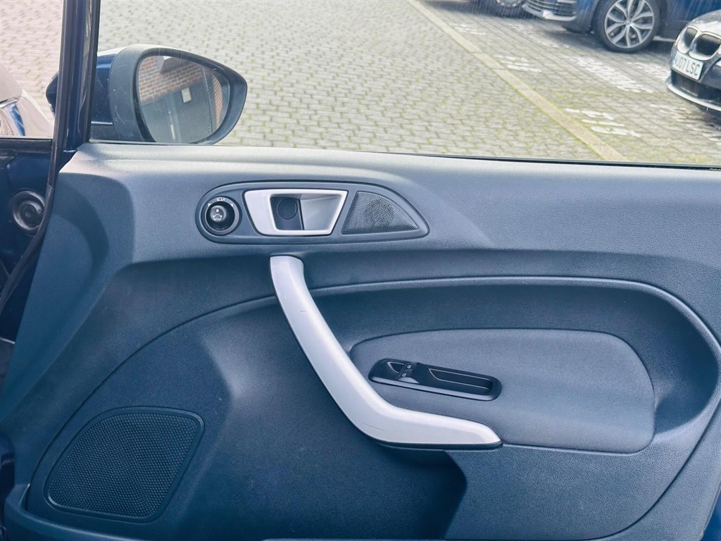 Used Ford Fiesta 2012 for sale - 77232404: Photo 33