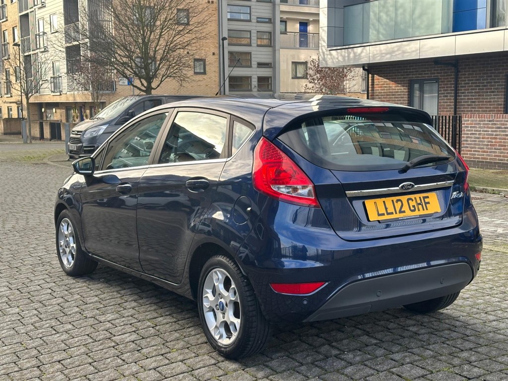 Used Ford Fiesta 2012 for sale - 77232404: Photo 4
