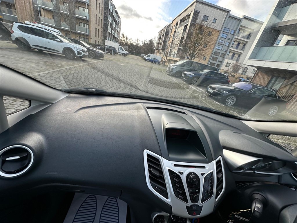 Used Ford Fiesta 2012 for sale - 77232404: Photo 60