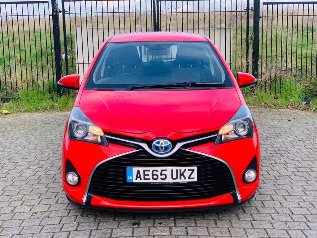 Used Toyota Yaris 2015 for sale - 77827000: Photo 2