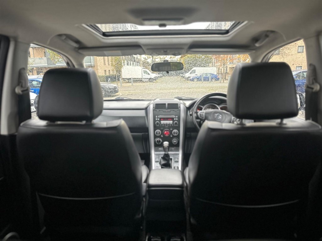 Used Suzuki Grand Vitara 2011 for sale - 76540202: Photo 16