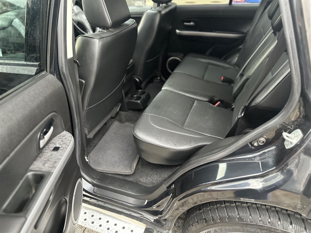 Used Suzuki Grand Vitara 2011 for sale - 76540202: Photo 28