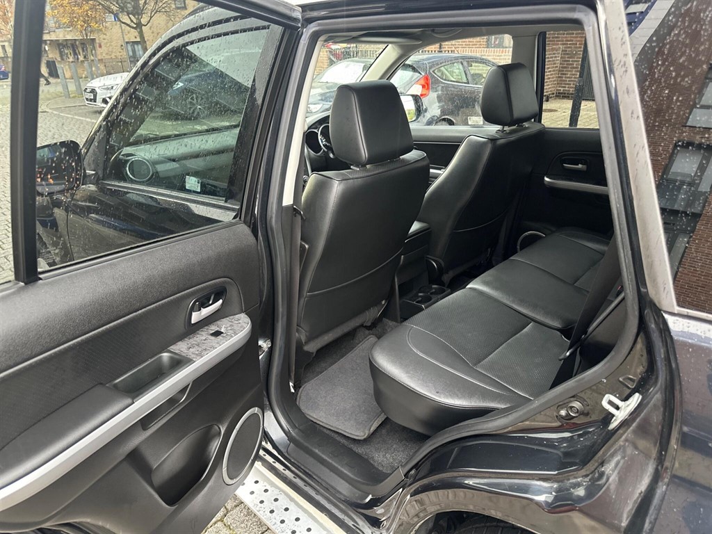 Used Suzuki Grand Vitara 2011 for sale - 76540202: Photo 29