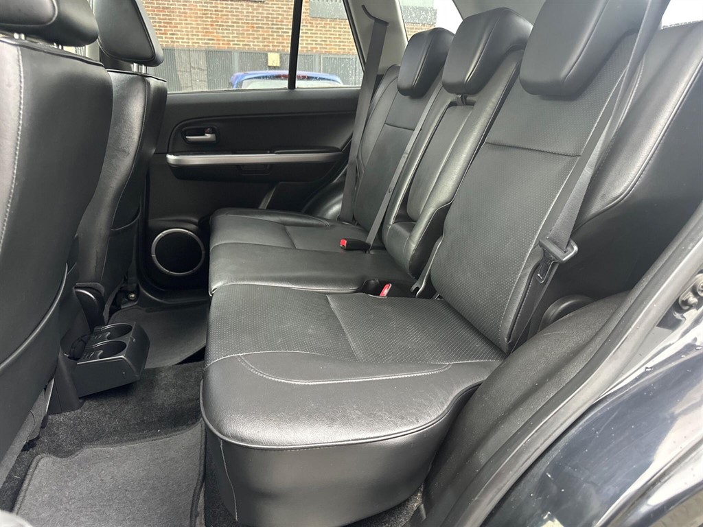 Used Suzuki Grand Vitara 2011 for sale - 76540202: Photo 32