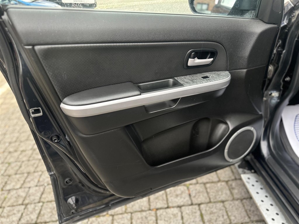 Used Suzuki Grand Vitara 2011 for sale - 76540202: Photo 44