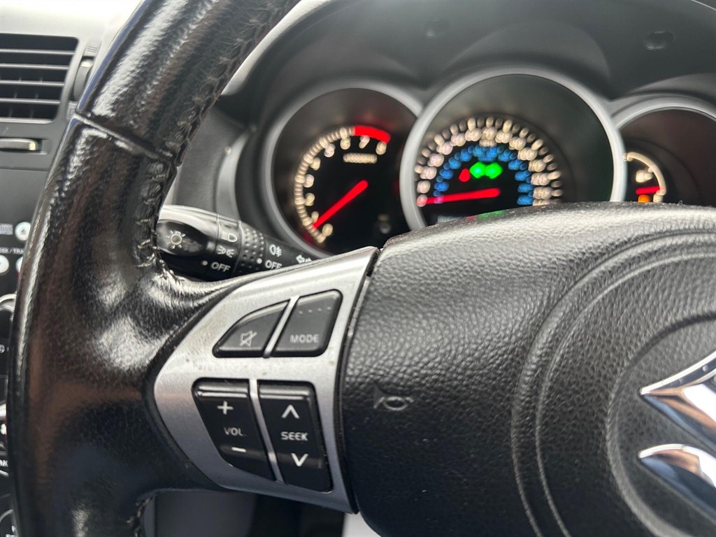 Used Suzuki Grand Vitara 2011 for sale - 76540202: Photo 75