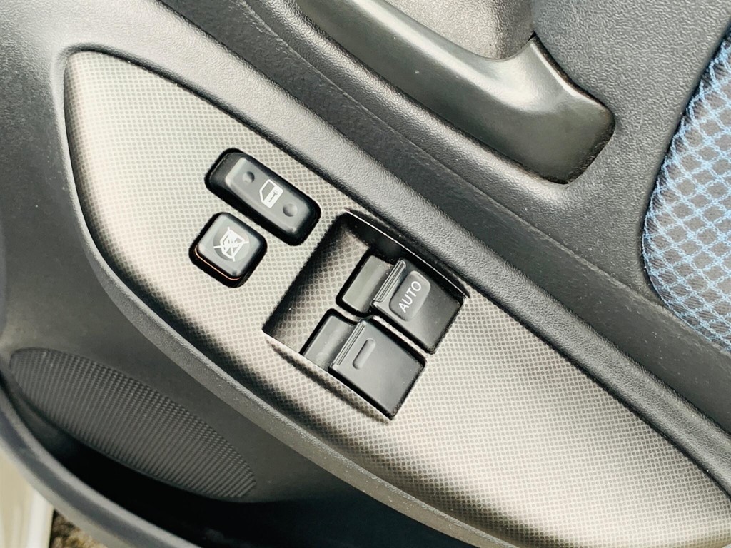 Used Toyota Yaris 2005 for sale - 77472132: Photo 22