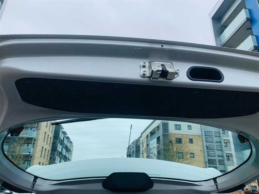 Used Toyota Yaris 2005 for sale - 77472132: Photo 47