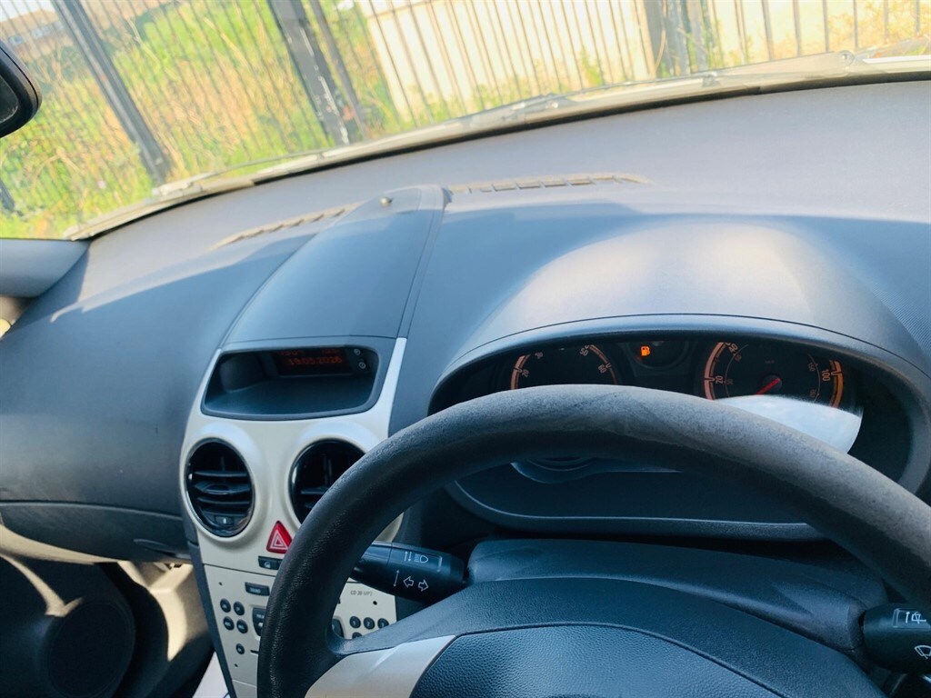 Used Vauxhall Corsa 2010 for sale - 77988841: Photo 10