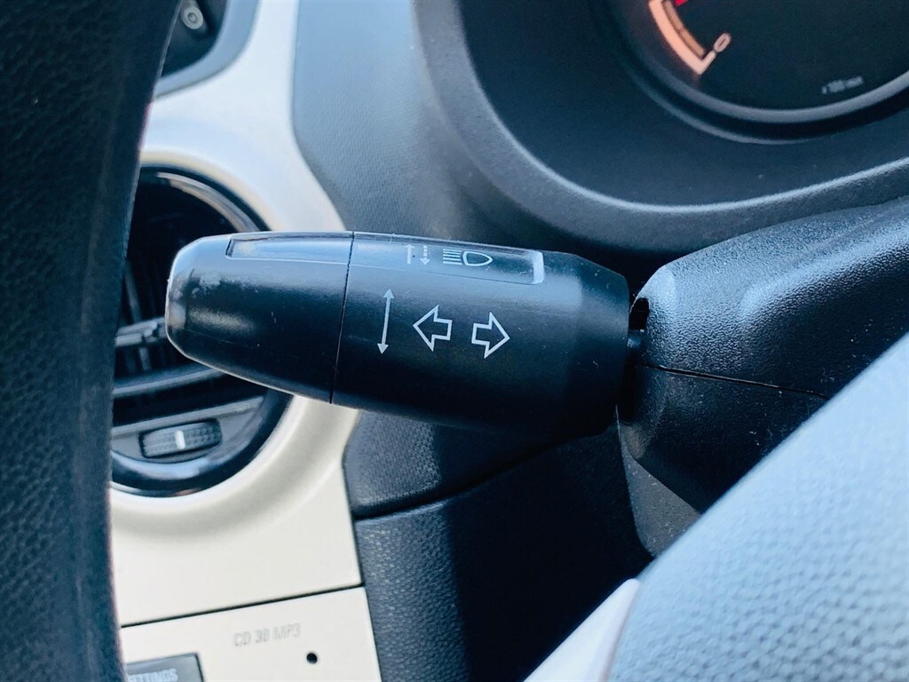 Used Vauxhall Corsa 2010 for sale - 77988841: Photo 25