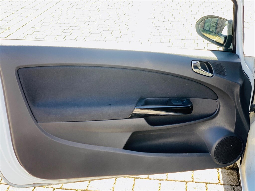 Used Vauxhall Corsa 2010 for sale - 77988841: Photo 29