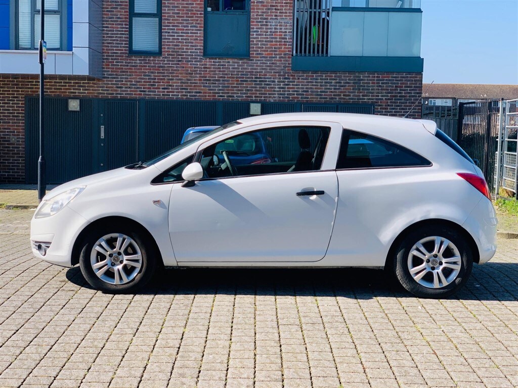 Used Vauxhall Corsa 2010 for sale - 77988841: Photo 5