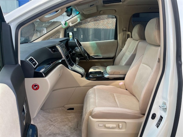 Used Toyota Vellfire 2013 for sale - 75571873: Photo 16