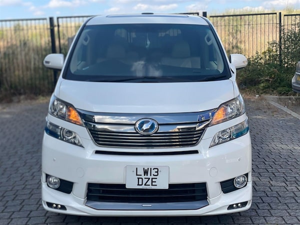 Used Toyota Vellfire 2013 for sale - 75571873: Photo 2