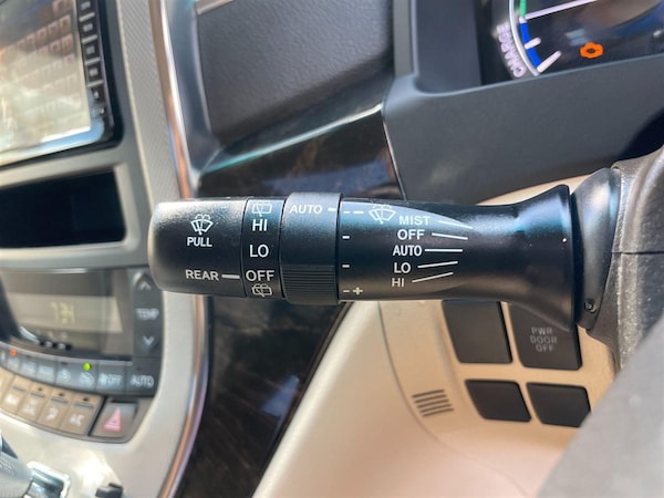 Used Toyota Vellfire 2013 for sale - 75571873: Photo 35