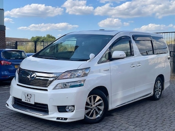 Used Toyota Vellfire 2013 for sale - 75571873: Photo