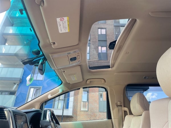 Used Toyota Vellfire 2013 for sale - 75571873: Photo 40