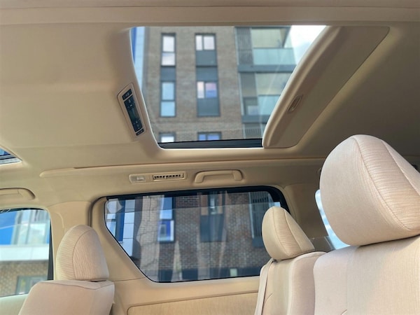 Used Toyota Vellfire 2013 for sale - 75571873: Photo 41