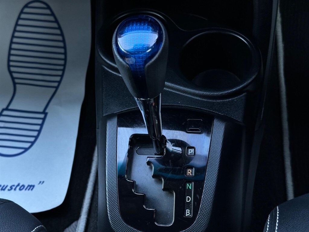 Used Toyota Yaris 2015 for sale - 77819215: Photo 15