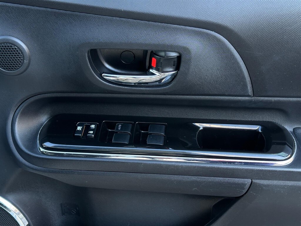 Used Toyota Yaris 2015 for sale - 77819215: Photo 21