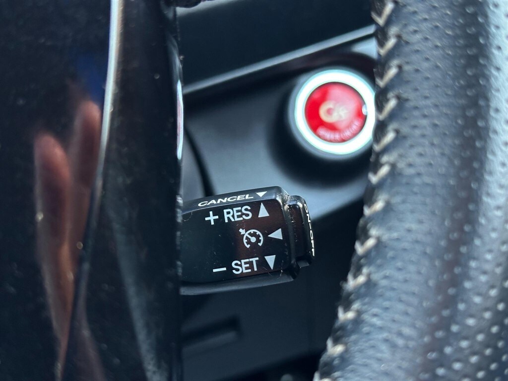 Used Toyota Yaris 2015 for sale - 77819215: Photo 33