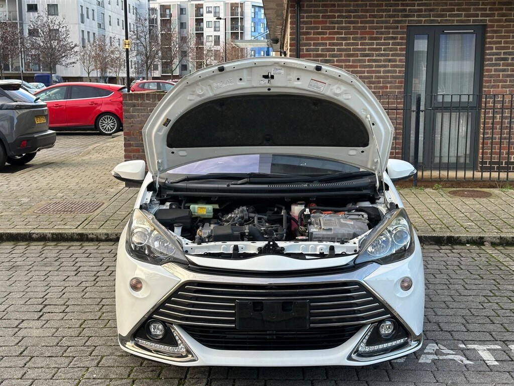 Used Toyota Yaris 2015 for sale - 77819215: Photo 43