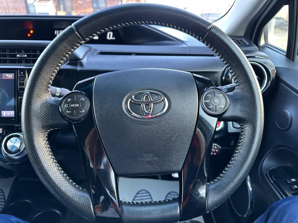 Used Toyota Yaris 2015 for sale - 77819215: Photo 55