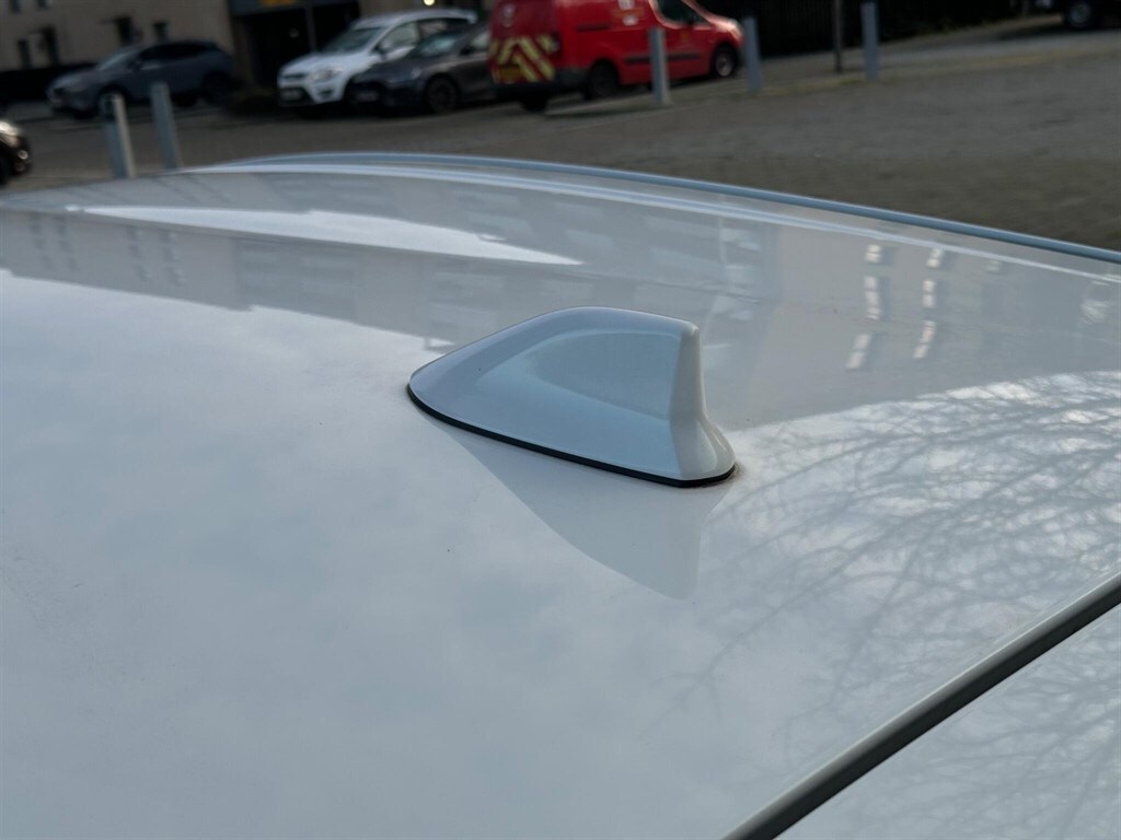 Used Toyota Yaris 2015 for sale - 77819215: Photo 58