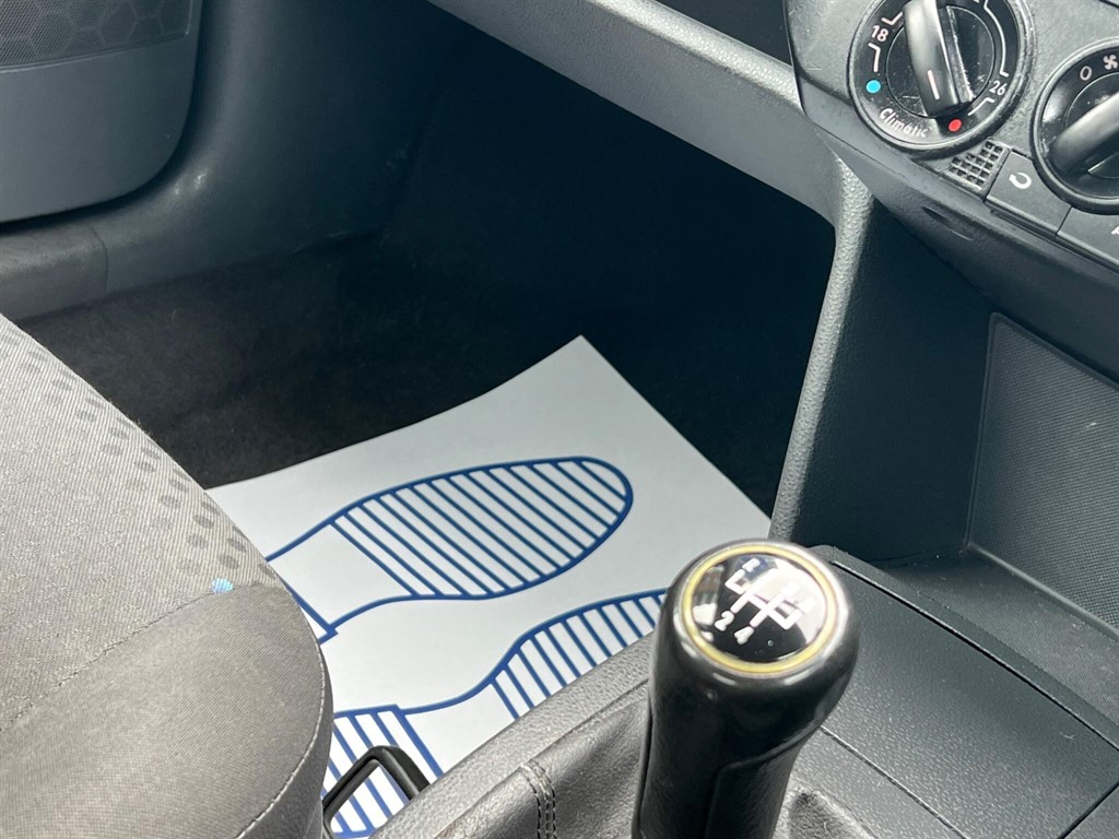 Used Volkswagen Polo 2003 for sale - 78042376: Photo 15