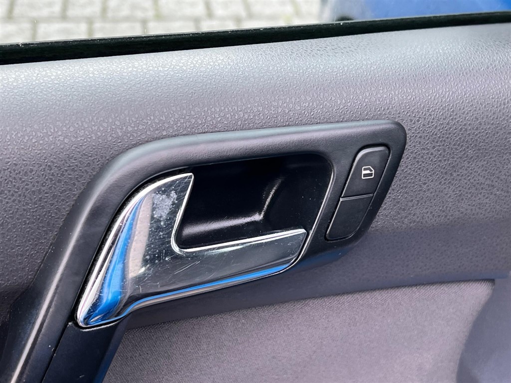 Used Volkswagen Polo 2003 for sale - 78042376: Photo 24