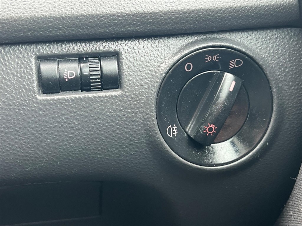 Used Volkswagen Polo 2003 for sale - 78042376: Photo 26