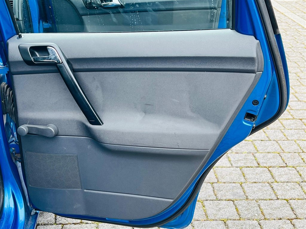 Used Volkswagen Polo 2003 for sale - 78042376: Photo 30